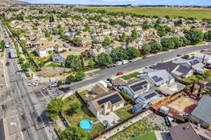 1500 Bella Vista Dr, Suisun City, CA 94585 - Photo 7