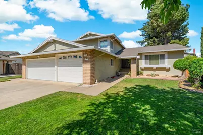 636 Tiburon Court, Vacaville, CA 95687 - Photo 5