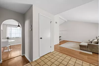 636 Tiburon Court, Vacaville, CA 95687 - Photo 7