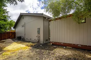 400 Smith Ct, Petaluma, CA 94952 - Photo 39