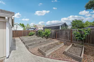 704 Bay St, Suisun City, CA 94585 - Photo 31