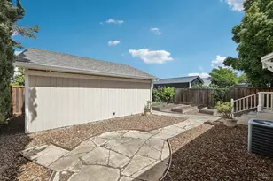 704 Bay St, Suisun City, CA 94585 - Photo 29