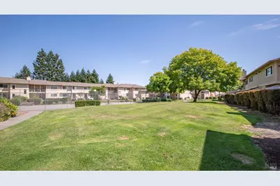 7103 Camino Colegio, Rohnert Park, CA 94928 - Photo 31