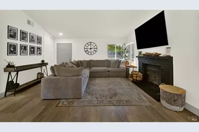 699 Shannon Drive, Vacaville, CA 95688 - Photo 19