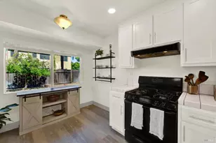 699 Shannon Dr, Vacaville, CA 95688 - Photo 37