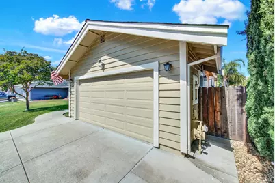 699 Shannon Drive, Vacaville, CA 95688 - Photo 7