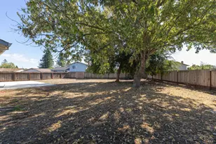 1052 Helen Ct, Petaluma, CA 94954 - Photo 17
