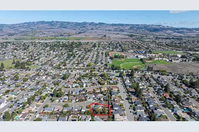 1052 Helen Court, Petaluma, CA 94954 - Photo 25