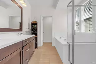 1153 M L King Dr, Hayward, CA 94541 - Photo 45