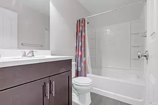 1153 M L King Dr, Hayward, CA 94541 - Photo 21