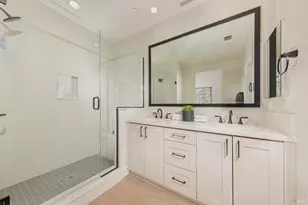 5226 Blossom Cir, Richmond, CA 94804 - Photo 9