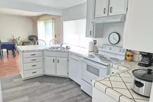 1109 Canary Dr, Suisun City, CA 94585 - Photo 5