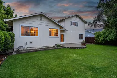 812 Marguerite Way, Petaluma, CA 94954 - Photo 27