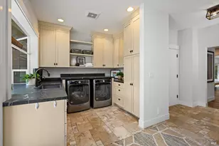 15 Wildwood Ln, Novato, CA 94947 - Photo 27