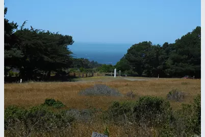 200 Headlands Close, The Sea Ranch, CA 95497 - Photo 3