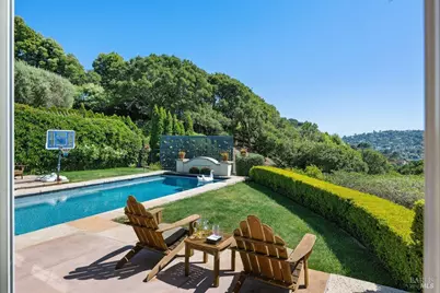 2 Round Hill Terrace, Tiburon, CA 94920 - Photo 17