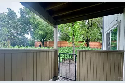 2528 Westberry Drive, Santa Rosa, CA 95403 - Photo 9