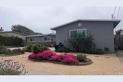228 Michael Drive, Marina, CA 93933 - Photo 5