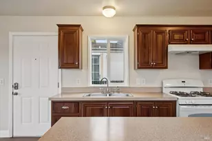 2130 Redwood Hwy, Greenbrae, CA 94904 - Photo 9