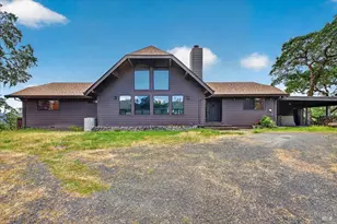 23881 Walling Rd, Geyserville, CA 95441 - Photo 3