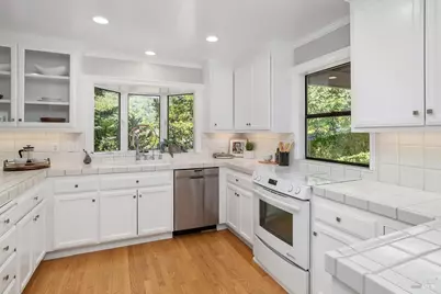 2554 Vineyard Road, Novato, CA 94947 - Photo 17