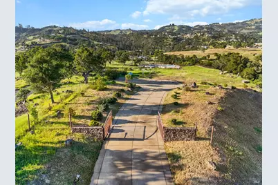 3981 Skyfarm Drive, Santa Rosa, CA 95403 - Photo 13