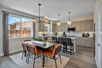 2534 Courtney Avenue, Santa Rosa, CA 95403 - Photo 11