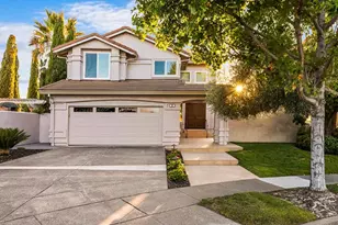 33 Peninsula Ct, Napa, CA 94559 - Photo 1