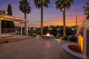 33 Peninsula Ct, Napa, CA 94559 - Photo 1
