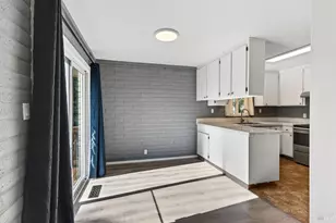 19680 Powder Horn Rd, Hidden Valley Lake, CA 95467 - Photo 9