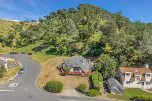 203 Blue Cove Ct, Napa, CA 94558 - Photo 5
