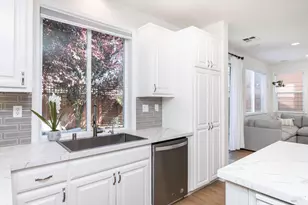 984 Hogwarts Cir, Petaluma, CA 94954 - Photo 13