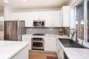 984 Hogwarts Cir, Petaluma, CA 94954 - Photo 19