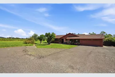 1120 Wine Country Avenue, Napa, CA 94558 - Photo 3