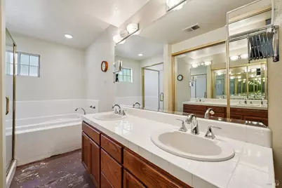 2633 Spring Oaks Drive, Santa Rosa, CA 95405 - Photo 25