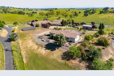 7959 Linda Vista Road, Vacaville, CA 95688 - Photo 77