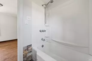 2062 Laguna Rd, Santa Rosa, CA 95401 - Photo 59