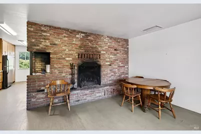 2062 Laguna Road, Santa Rosa, CA 95401 - Photo 13