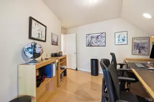 218 Grove St, Windsor, CA 95492 - Photo 43
