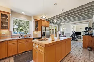 218 Grove St, Windsor, CA 95492 - Photo 15