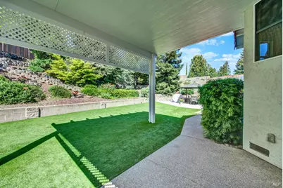 573 Rambleton Drive, Vacaville, CA 95688 - Photo 53