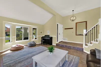 573 Rambleton Drive, Vacaville, CA 95688 - Photo 7
