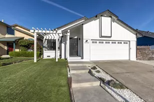 690 Claudius Way, Windsor, CA 95492 - Photo 3