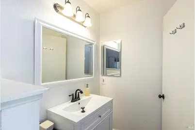 690 Claudius Way, Windsor, CA 95492 - Photo 19