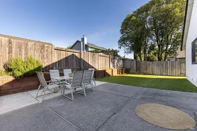690 Claudius Way, Windsor, CA 95492 - Photo 21