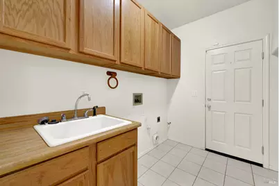 943 Fallsgrove Way, Vacaville, CA 95687 - Photo 27