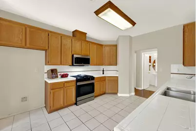 943 Fallsgrove Way, Vacaville, CA 95687 - Photo 21