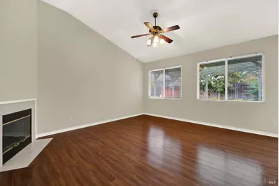 943 Fallsgrove Way, Vacaville, CA 95687 - Photo 15