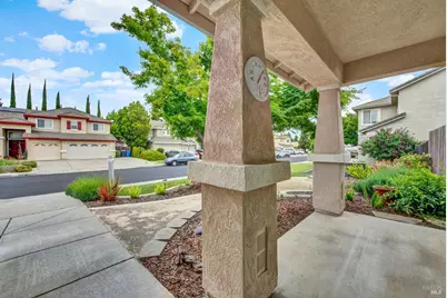 943 Fallsgrove Way, Vacaville, CA 95687 - Photo 9