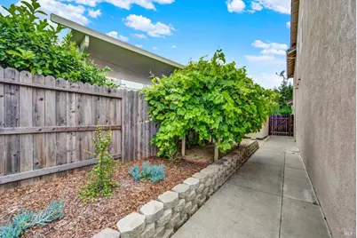 943 Fallsgrove Way, Vacaville, CA 95687 - Photo 63